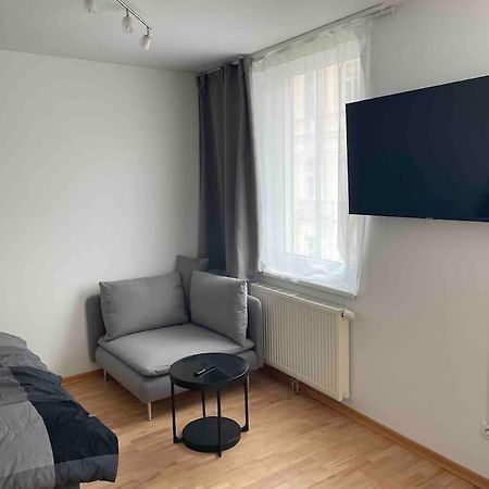 Apartment Next To Mariahilferstrasse Viena Exterior foto
