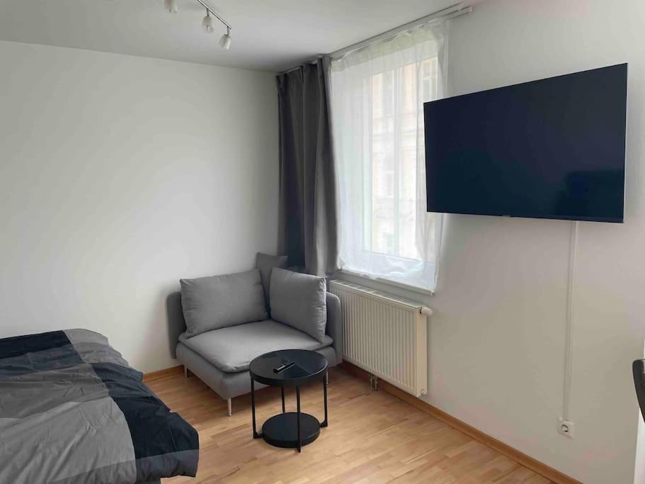 Apartment Next To Mariahilferstrasse Viena Exterior foto